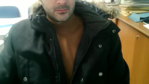 Snapshot of giuseppevai1 chatting on January 2026 08:39:02 AM giuseppevai1 online show from January 2026 08:39:02 AM