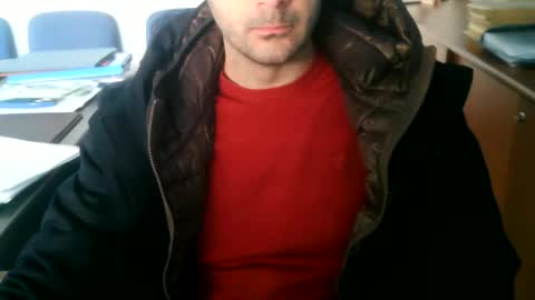 Snapshot of giuseppevai1 chatting on April 2026 08:12:02 AM giuseppevai1 online show from April 2026 08:12:02 AM