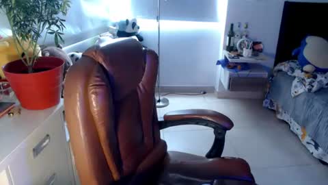 dirtyvenom online show from July 2026 05:06:02 PM