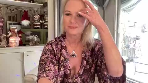 Gl1tter Barbie online show from November 2025 11:10:02 AM