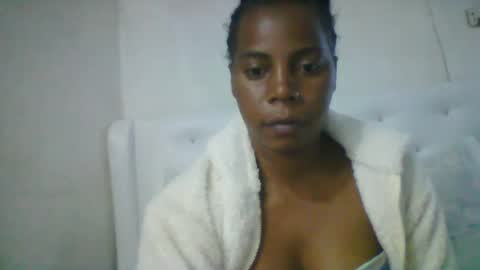 gladie46 online show from July 2026 01:17:01 PM