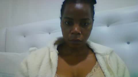 gladie46 online show from July 2026 05:12:02 AM