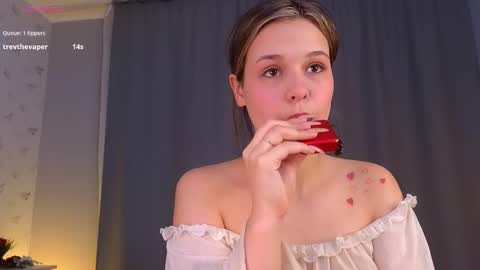 Snapshot of gladysacreman chatting on October 2025 03:07:02 AM Michelle online show from October 2025 03:07:02 AM