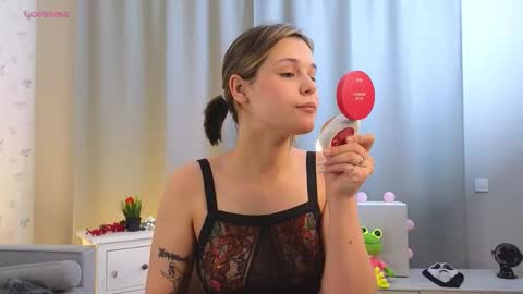 Snapshot of gladysacreman chatting on October 2025 02:59:02 AM Michelle online show from October 2025 02:59:02 AM