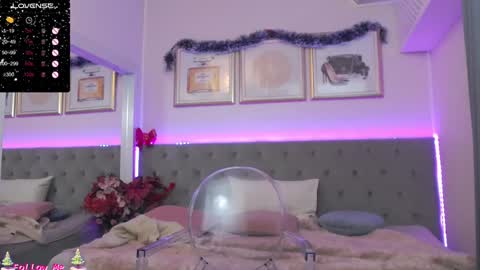 Snapshot of glamkate chatting on December 2024 10:55:02 AM online show from December 2024 10:55:02 AM