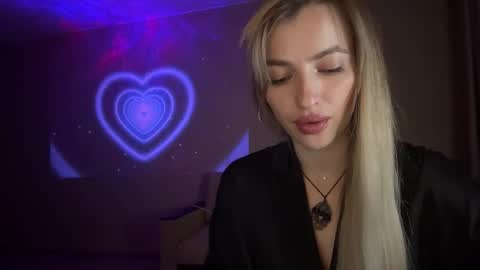 glamour_rogue online show from February 2026 06:39:02 PM