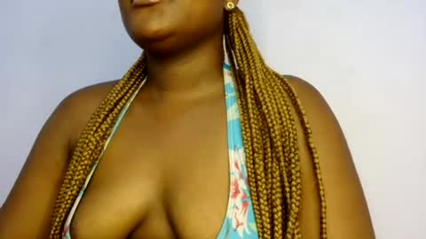 Snapshot of glamslut8 chatting on July 2026 06:23:01 PM sweet girl online show from July 2026 06:23:01 PM