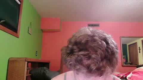 Snapshot of glamtransgoddess15 chatting on November 2025 10:43:02 PM glam trans goddess online show from November 2025 10:43:02 PM