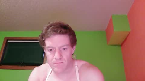 Snapshot of glamtransgoddess15 chatting on February 2026 11:46:01 PM glam trans goddess online show from February 2026 11:46:01 PM