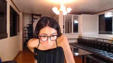 Snapshot of gleiahong chatting on October 2025 04:51:02 PM gleiahong online show from October 2025 04:51:02 PM