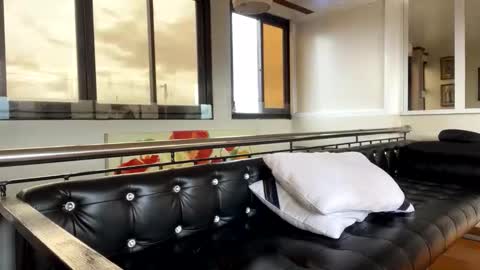 Snapshot of gleiahong chatting on November 2025 11:59:02 PM gleiahong online show from November 2025 11:59:02 PM