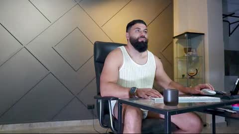 Matthew .. for short call me Matt online show from February 2025 03:38:01 PM