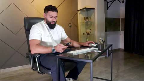 Matthew .. for short call me Matt online show from February 2025 10:03:02 PM