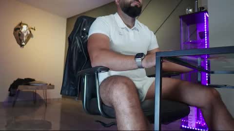 Matthew .. for short call me Matt online show from September 2025 09:25:01 PM