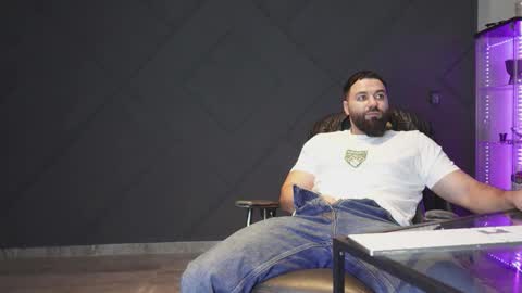 Matthew .. for short call me Matt online show from March 2026 06:36:01 PM