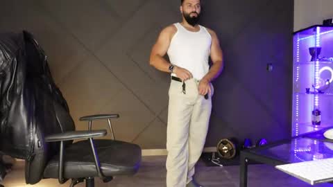 Matthew .. for short call me Matt online show from May 2026 08:26:01 PM
