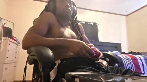 glomightyj online show from May 2026 07:44:01 PM