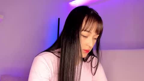 Snapshot of gloomydoll chatting on December 2024 06:50:01 PM Mimi online show from December 2024 06:50:01 PM