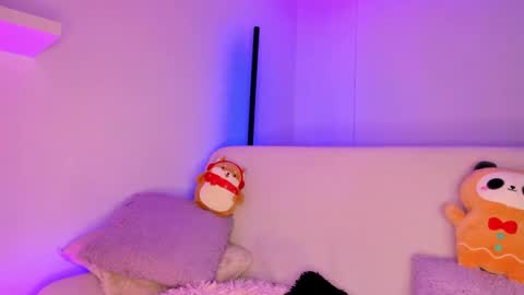 Snapshot of gloomydoll chatting on December 2024 08:08:01 PM Mimi online show from December 2024 08:08:01 PM