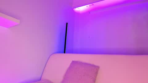 Snapshot of gloomydoll chatting on December 2024 04:04:01 PM Mimi online show from December 2024 04:04:01 PM