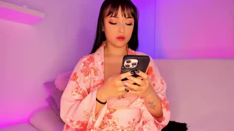 Snapshot of gloomydoll chatting on January 2025 04:18:02 PM Mimi online show from January 2025 04:18:02 PM