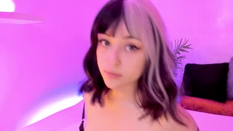 Snapshot of gloomydoll chatting on January 2026 06:46:02 PM Mimi online show from January 2026 06:46:02 PM