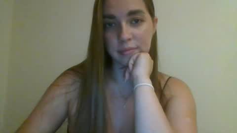 gloria954807 online show from July 2026 09:44:02 PM