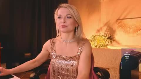 Gloria online show from May 2026 11:04:01 AM