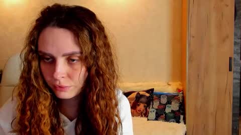 Gloria Wood online show from February 2025 06:08:02 PM