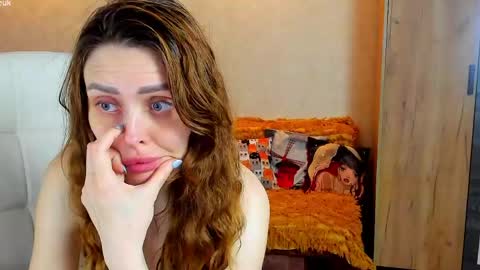 Gloria Wood online show from May 2026 08:18:02 PM