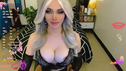 Kim - DONT FORGET TO FOLLOW AND GIME THUMBS UP online show from September 2025 04:45:02 AM