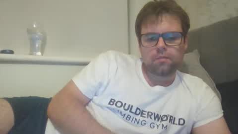 glrev61 online show from May 2026 10:38:01 PM