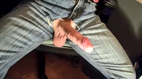 Snapshot of gnaatsch12 chatting on January 2026 04:11:01 PM gnaatsch online show from January 2026 04:11:01 PM