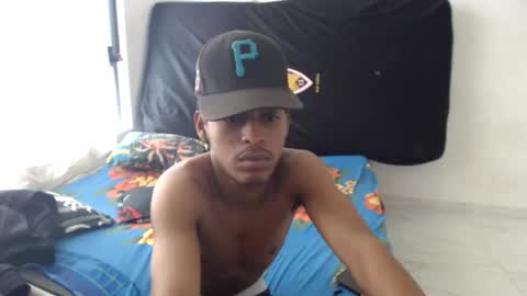 god_chinolatino online show from June 2026 05:12:02 PM