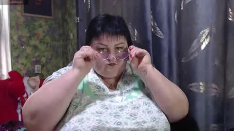 Snapshot of goddess57 chatting on October 2025 09:06:02 AM Goddess online show from October 2025 09:06:02 AM