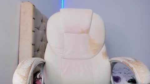 Ariluz online show from February 2025 10:15:02 PM