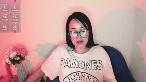 M A R T I N A  online show from November 2025 12:21:02 AM