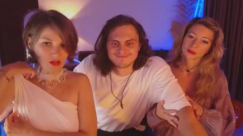   330 UTC2 girls   online show from February 2025 04:14:02 AM