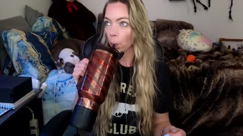 Snapshot of goddess_of_mars chatting on January 2025 06:24:02 PM Patricia Mars Goddess of Mars twitter thegoddessmindy online show from January 2025 06:24:02 PM