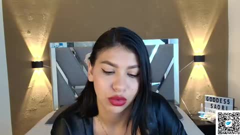 Snapshot of goddess_saori chatting on November 2025 10:02:01 PM Saori online show from November 2025 10:02:01 PM