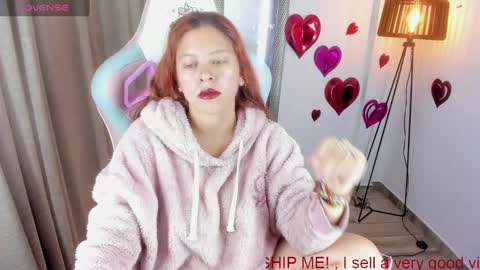 Snapshot of goddessjessica_roger chatting on February 2025 06:20:02 AM Goddess Jessica and slave Roger online show from February 2025 06:20:02 AM