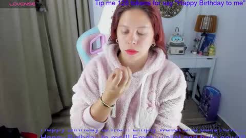 Snapshot of goddessjessica_roger chatting on September 2025 04:45:02 AM Goddess Jessica and slave Roger online show from September 2025 04:45:02 AM