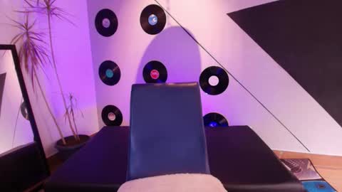 Julieta online show from September 2025 07:58:02 PM