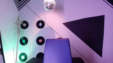 Snapshot of goddessjulieta chatting on May 2026 06:25:01 PM Julieta online show from May 2026 06:25:01 PM