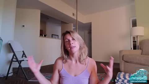 Laila Delight Goddess of Light online show from December 2025 05:20:02 PM