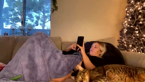 Snapshot of goddessmayvn chatting on January 2025 02:47:02 PM GoddessMayvn online show from January 2025 02:47:02 PM