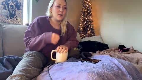 Snapshot of goddessmayvn chatting on January 2025 06:49:01 PM GoddessMayvn online show from January 2025 06:49:01 PM