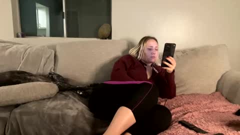 Snapshot of goddessmayvn chatting on February 2025 09:40:02 AM GoddessMayvn online show from February 2025 09:40:02 AM