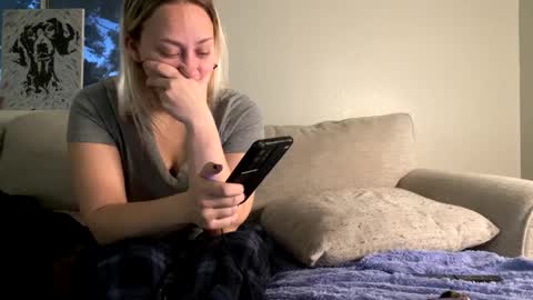 Snapshot of goddessmayvn chatting on February 2025 01:55:02 AM GoddessMayvn online show from February 2025 01:55:02 AM