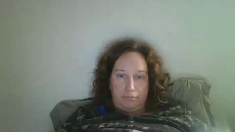 Snapshot of goddessmilfcrysyal chatting on January 2026 08:02:02 PM Crystal online show from January 2026 08:02:02 PM